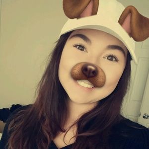 Meet your Posher, Cortney